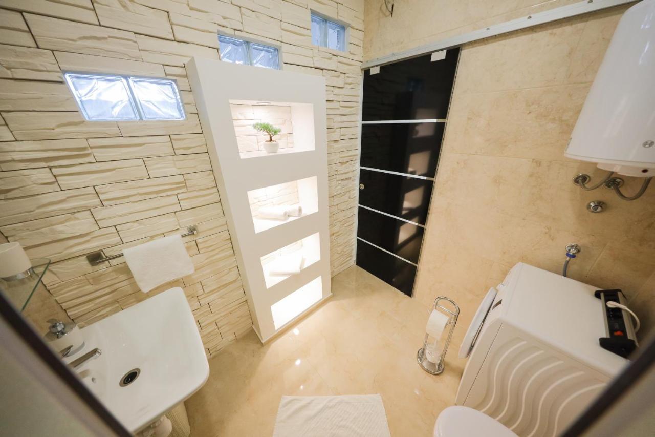 Apartments Zelic Задар Екстер'єр фото