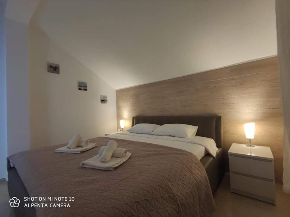Apartments Zelic Задар Екстер'єр фото